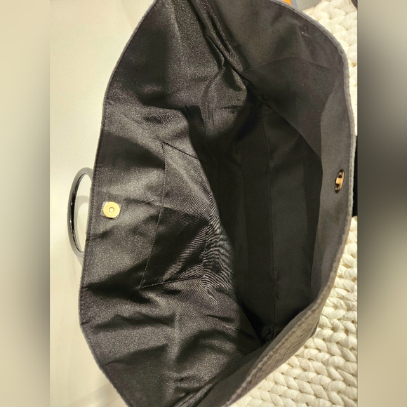 Like new! Extra large, black, carry all, Kate Spade tote - Picture 7 of 8